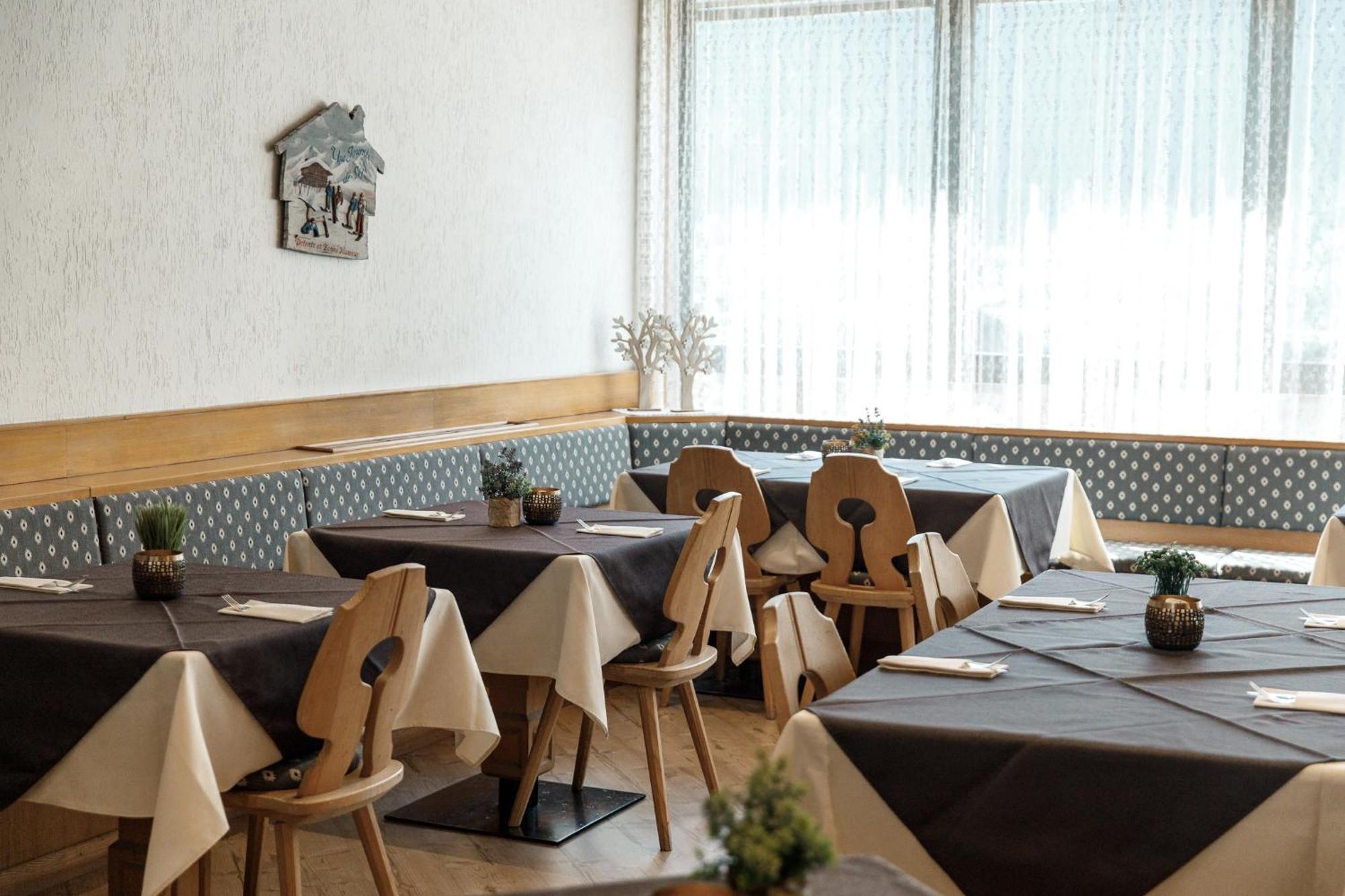 Hotel Al Bivio - Pizzeria, Pool & Sauna Imer ภายนอก รูปภาพ